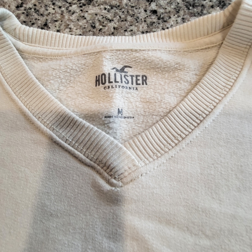 Hollister Cream Italia Sweater - Picture 3 of 3